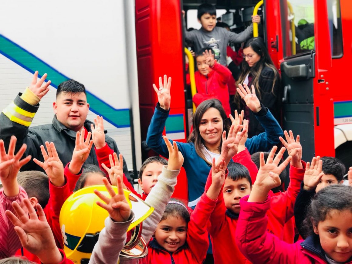 DÍA DEL BOMBERO ; SALUDOS ESPECIALES A LOS ” CHICOS BUENOS”